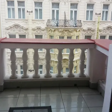 Prague Apartment Apartamento *