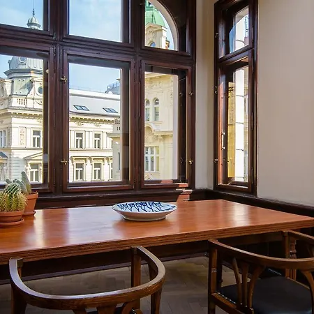 Appartamento Prague Apartment *