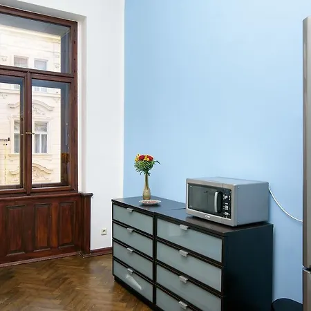 Prague Apartment *